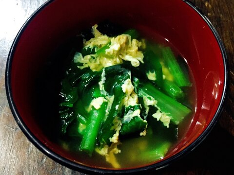 白だしで小松菜のお吸い物